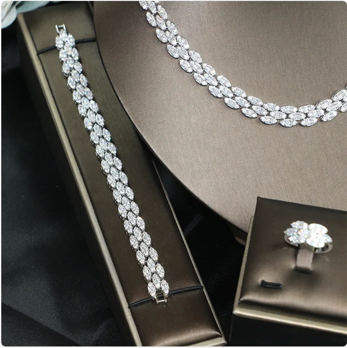 Elegant Floral Wedding Jewelry Set – Silver Copper Necklace, Ring, Earrings & Bracelet for Women